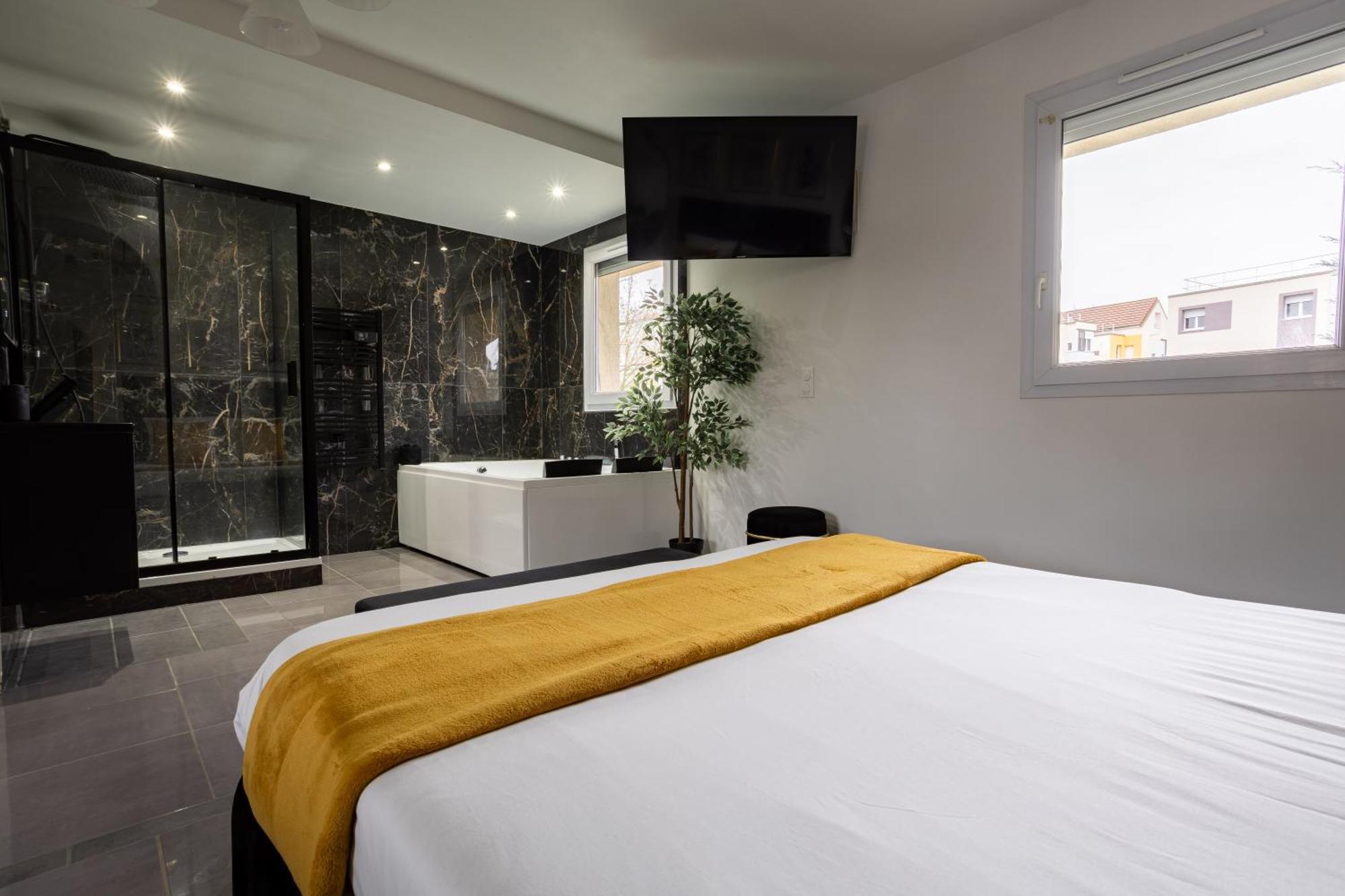 Evasion Romantique Avec Jacuzzi Savigny-le-Temple Εξωτερικό φωτογραφία